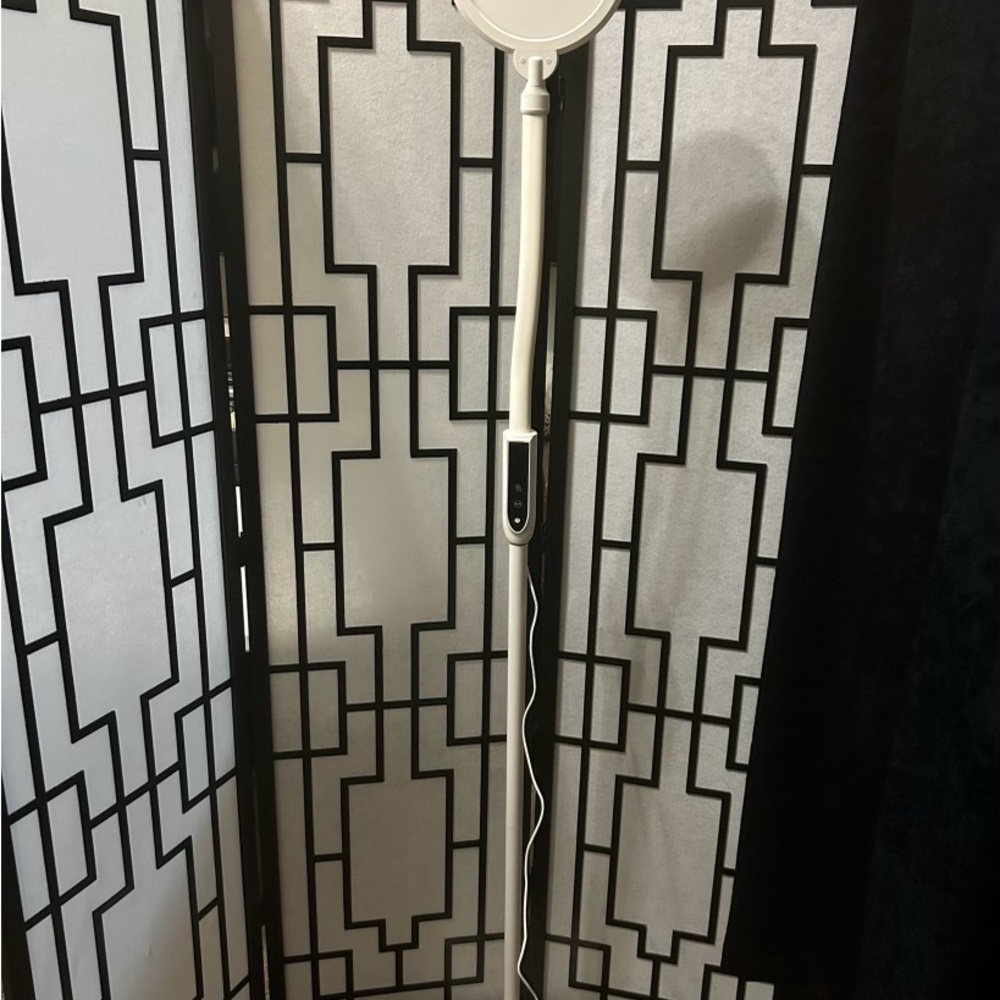 Adjustable LED Floor Lamp with Remote & Magnifying Head – White
